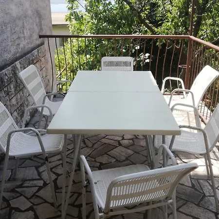 Family-friendly Retreat شقة *