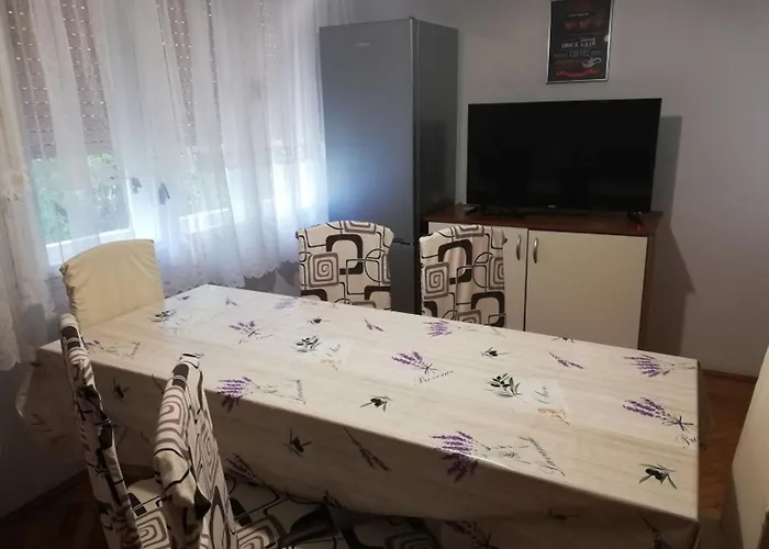 Family-friendly Retreat Appartamento Crikvenica